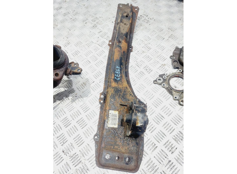 Балка подвески передняя (подрамник) к Geely SC7, 2013г.