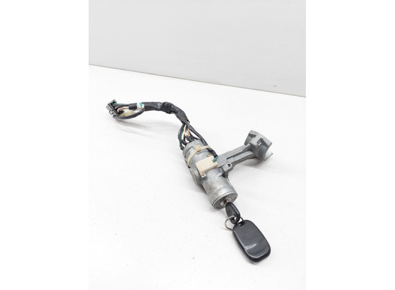 Замок зажигания к Kia Clarus, 1997г.