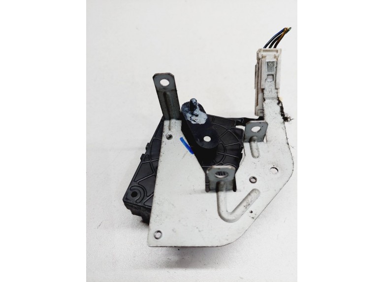 Моторчик заслонки печки к Моторчик заслонки печки к SsangYong Musso undefined г. Musso