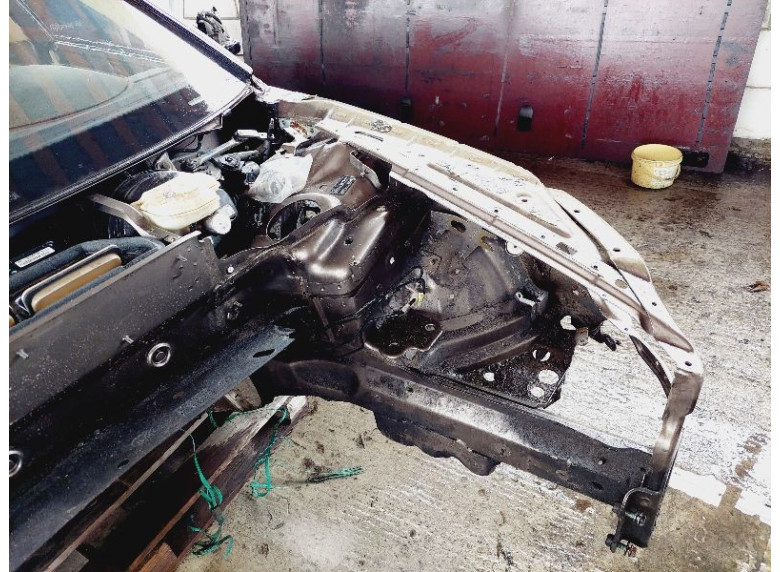 Четверть передняя левая к Volkswagen Phaeton, 2005г.