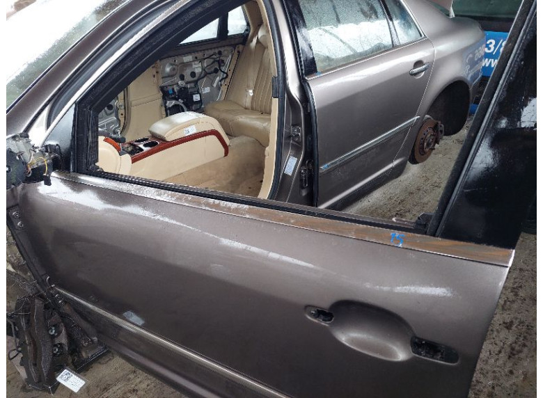 Молдинг стекла двери наружный к Volkswagen Phaeton, 2005г.
