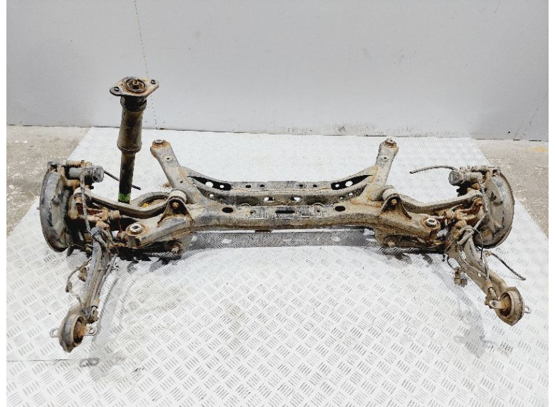 Балка подвески задняя к Kia Optima, 2016г.