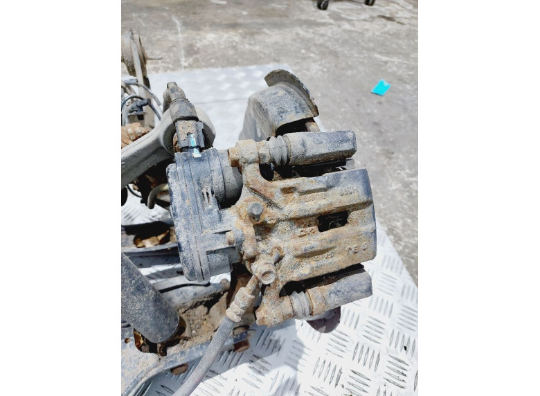 Суппорт задний правый к Kia Optima, 2016г.