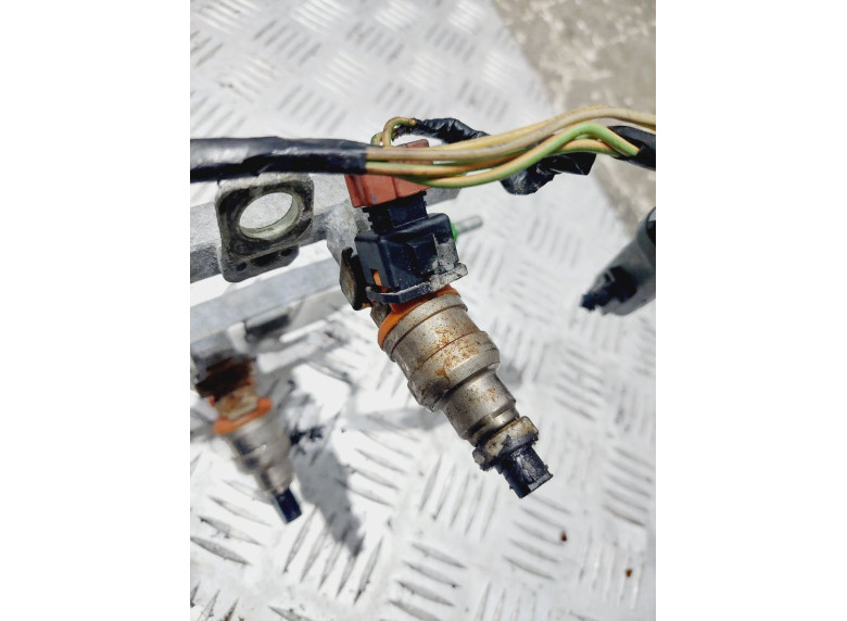 Форсунка к Chrysler Cirrus, 2000г.