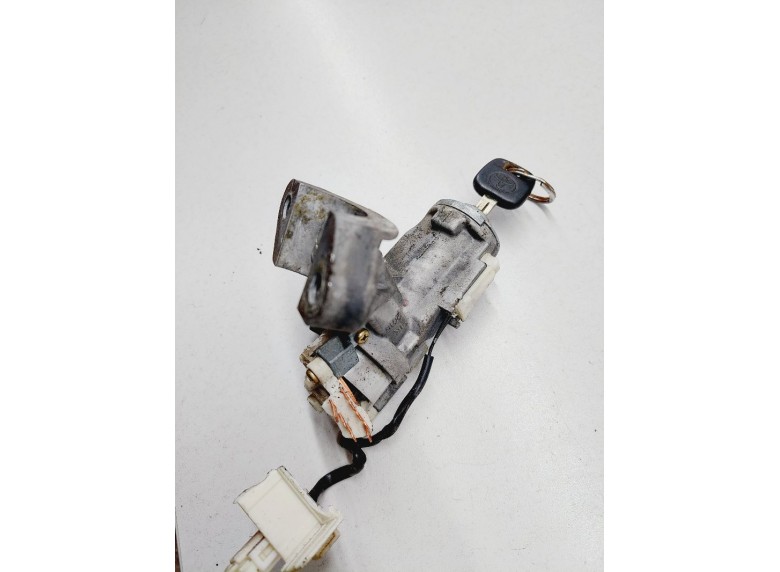 Замок зажигания к Toyota Camry