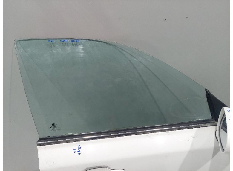 Стекло двери передней правой к Hyundai XG, 2001г.