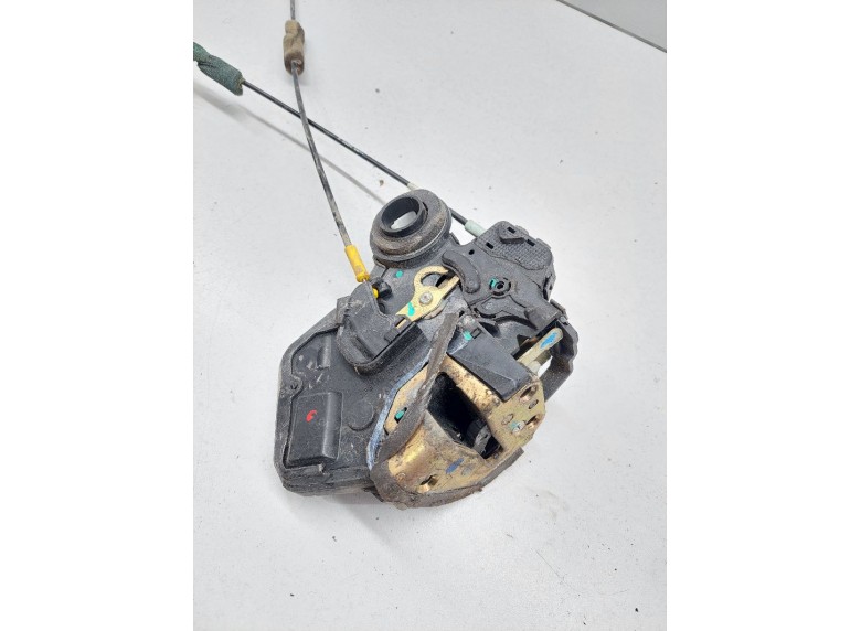 Замок двери задней левой к Замок двери задней левой к Toyota Camry undefined г. Camry