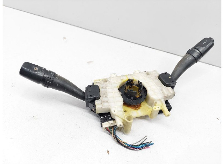 Переключатель подрулевой (стрекоза) к Hyundai XG, 2001г.