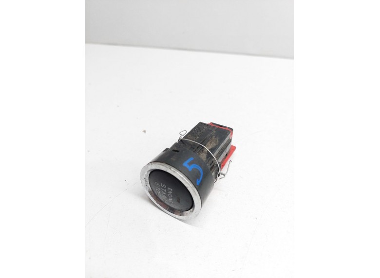 Кнопка запуска двигателя к Toyota Avensis