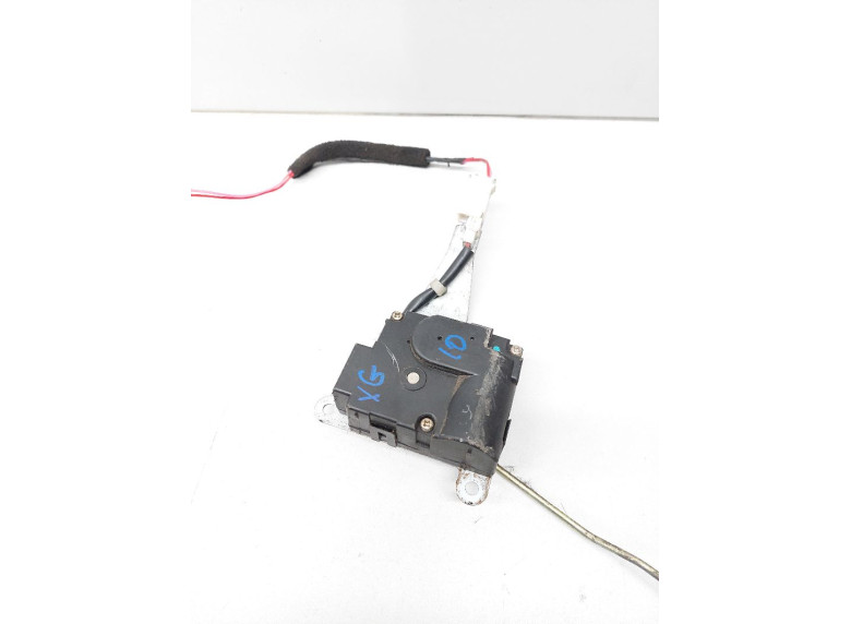 Моторчик заслонки печки к Hyundai XG, 2001г.