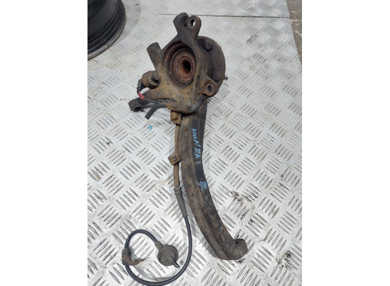 Ступица передняя правая к Hyundai XG, 2001г.