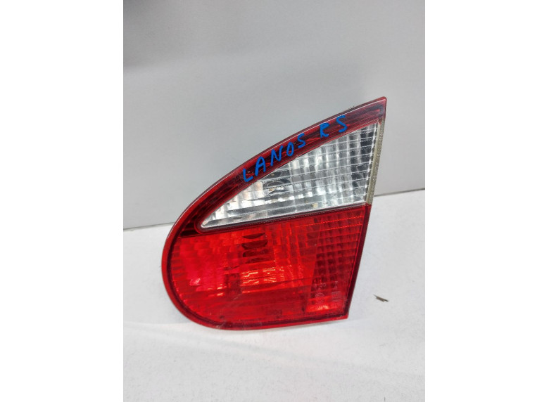 Фонарь крышки багажника правый к Daewoo Lanos, 2005г.