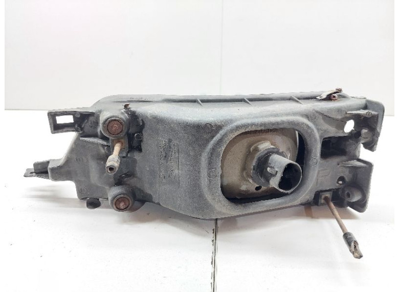 Фара правая к Фара правая к Nissan Maxima undefined г. Maxima