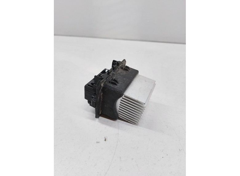 Сопротивление печки к Сопротивление печки к Peugeot 308 undefined г. 308