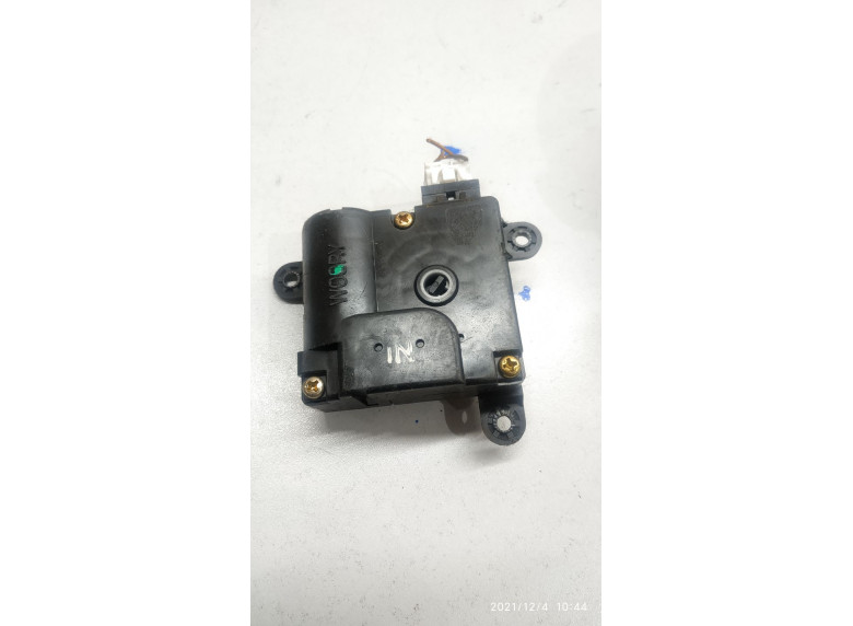 Моторчик заслонки печки к Hyundai Matrix, 2001г.