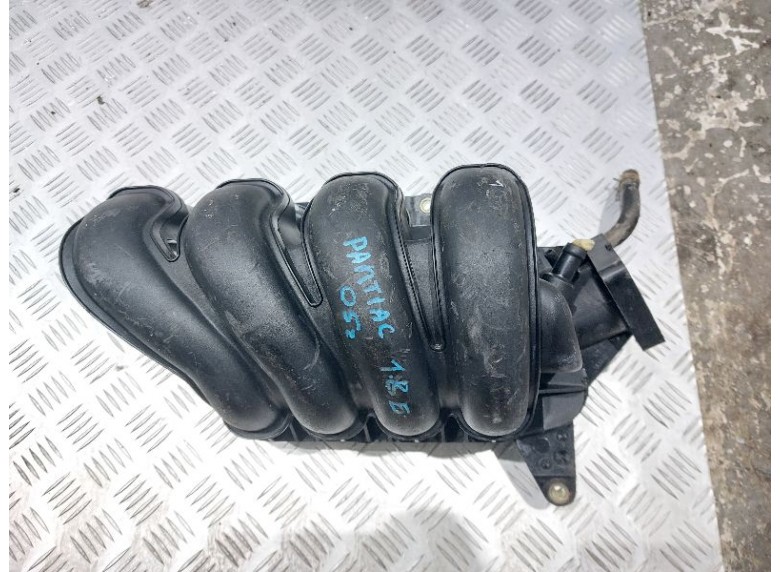 Коллектор впускной к Pontiac Vibe