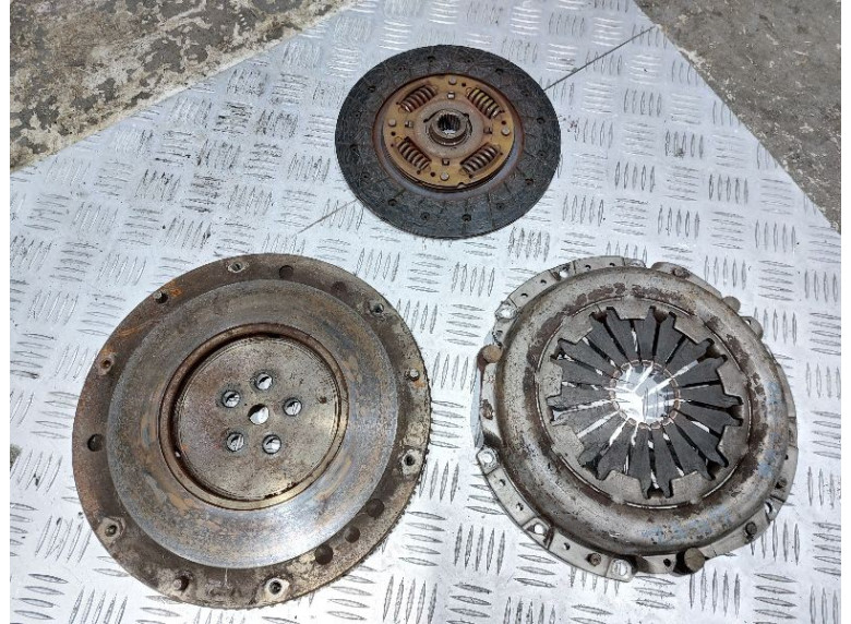 Комплект сцепления к Hyundai Getz, 2005г.