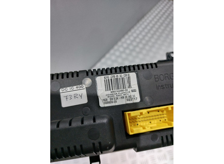 Щиток приборов (приборная панель) к Citroen C6, 2008г.