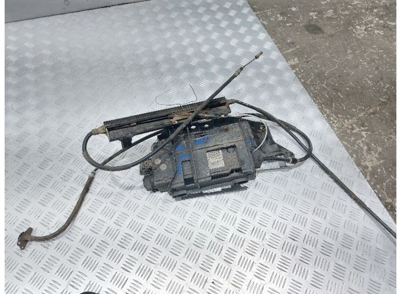 Электроручник к Renault Megane