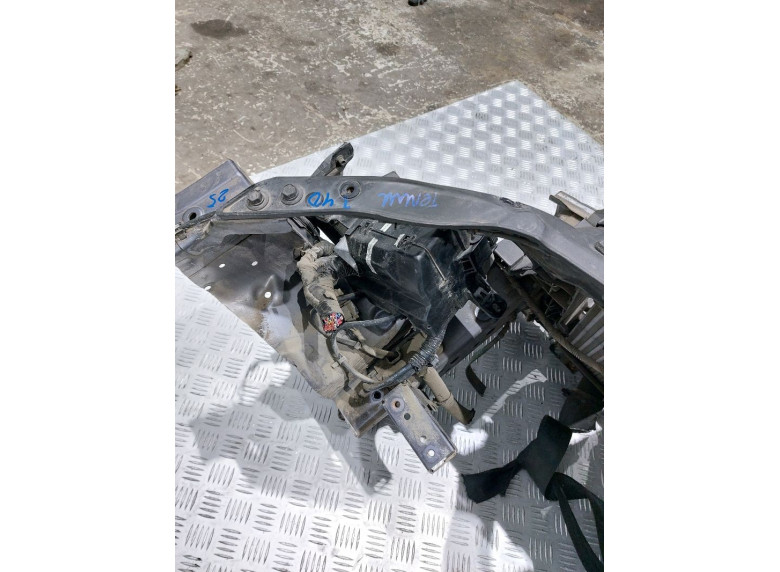 Лонжерон левый к Hyundai i20, 2008г.