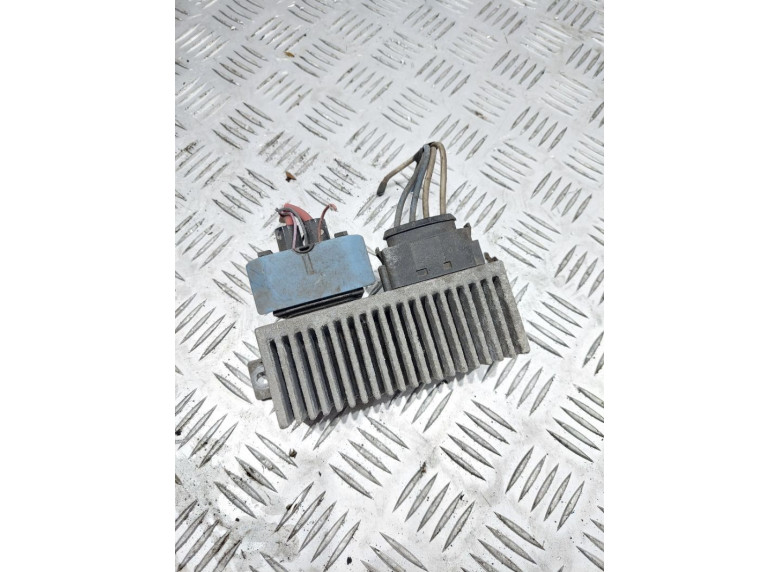 Реле накала свечей к Renault Megane, 2011г.