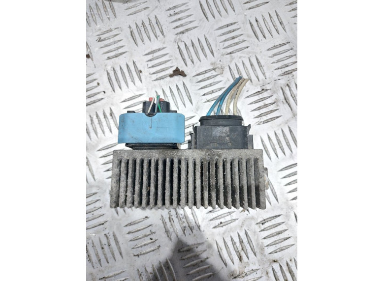 Реле накала свечей к Renault Scenic, 2011г.