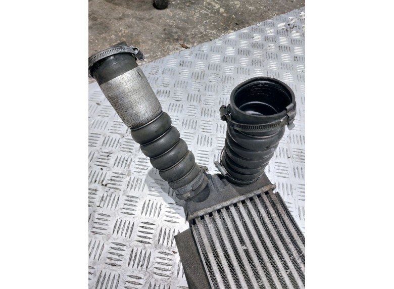 Патрубок интеркулера к Ford Fiesta