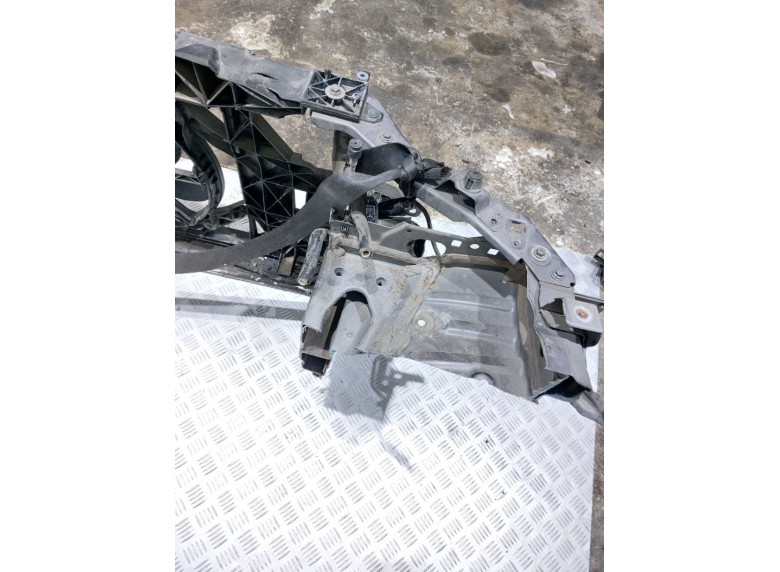 Лонжерон правый к Renault Megane, 2011г.