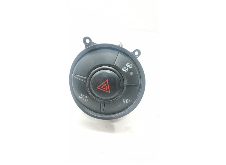 Кнопка аварийной сигнализации к SsangYong Actyon, 2008г.
