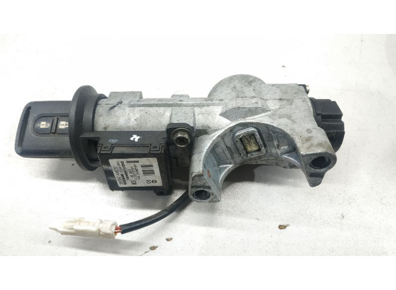 Замок зажигания к Nissan Note