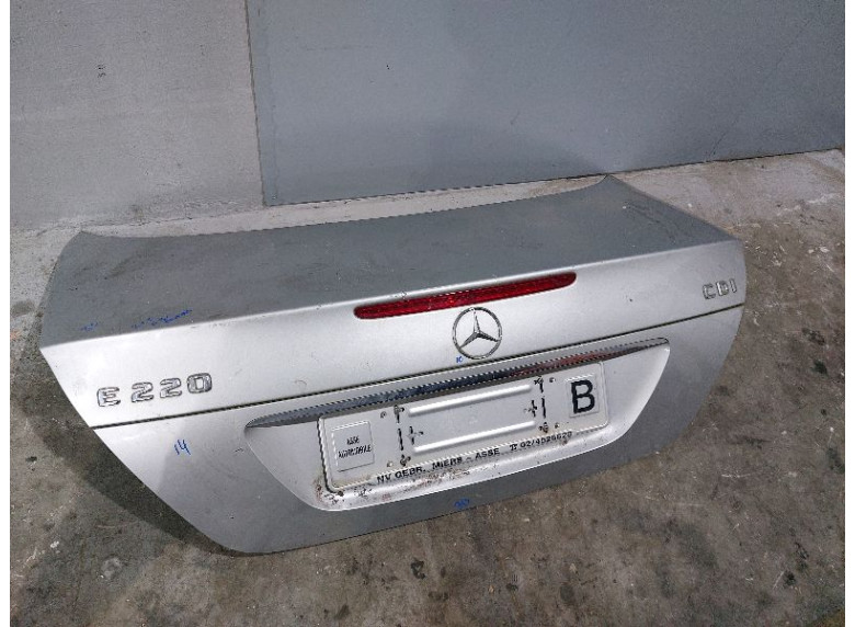 Крышка багажника (дверь 3-5) к Mercedes E W211, 2003г.