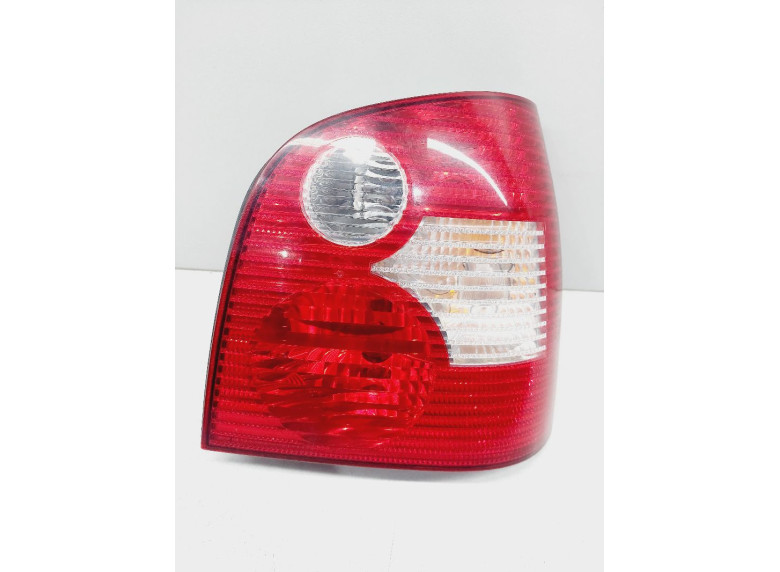 Фонарь задний правый к Volkswagen Polo, 2004г.