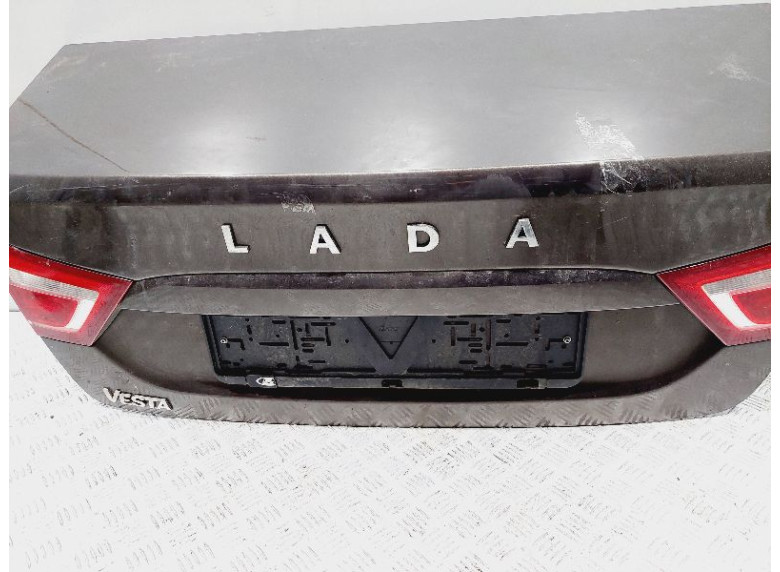 Кнопка открытия багажника к Lada Vesta, 2018г.