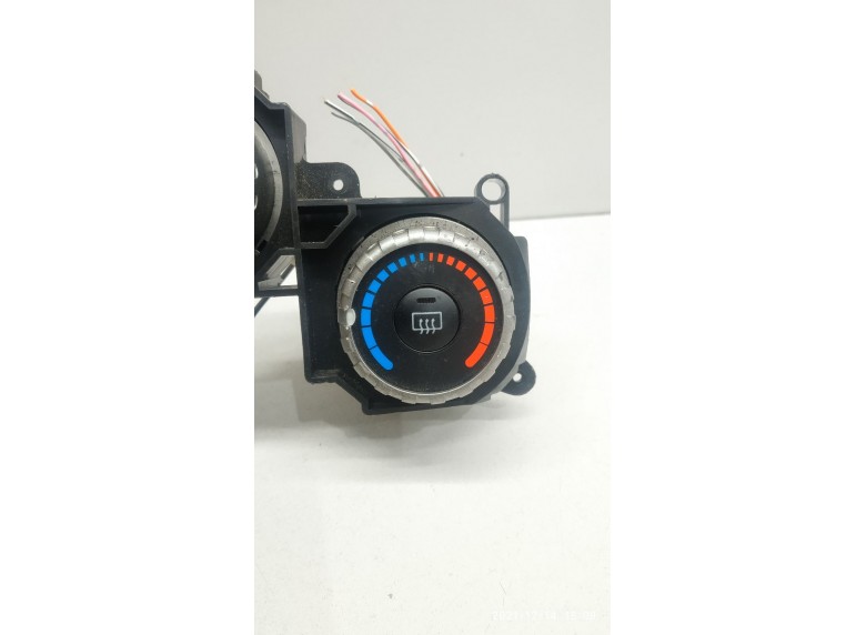 Блок управления печки/климат-контроля к Toyota Yaris