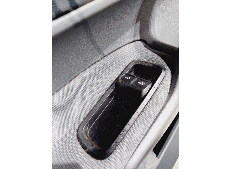 Блок управления стеклоподъемниками к Ford Fiesta