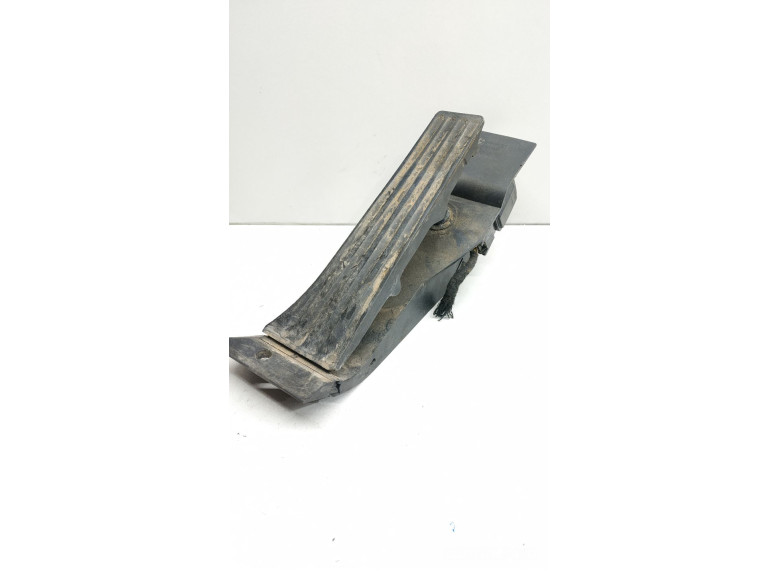 Педаль газа к BMW 5 E60/E61, 2005г.