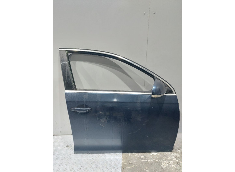Стеклоподъемник электрический передний правый к Volkswagen Jetta, 2006г.