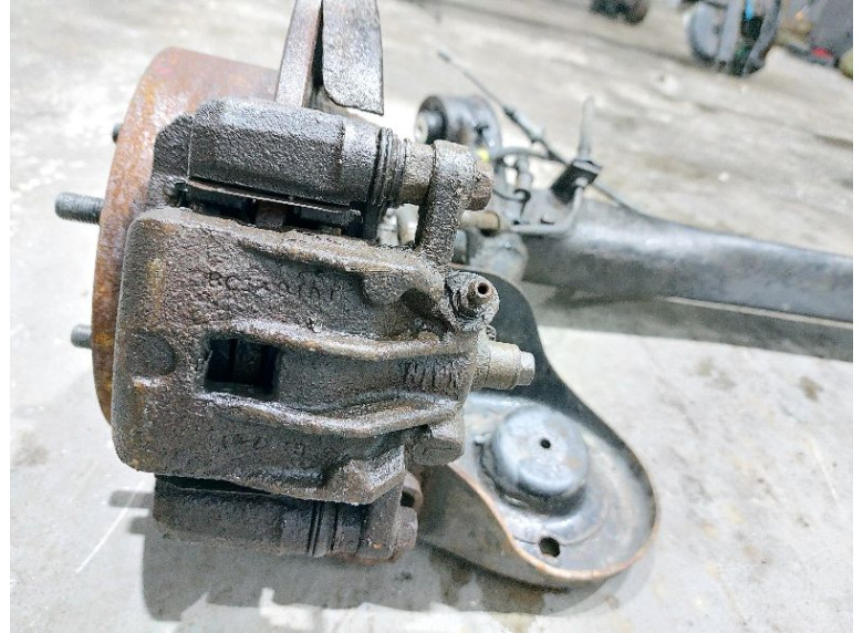 Суппорт задний левый к Hyundai i20, 2008г.