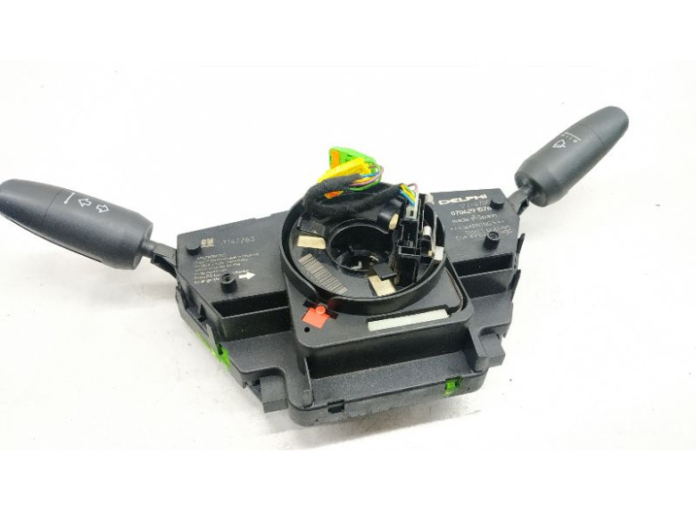 Переключатель подрулевой (стрекоза) к Opel Corsa, 2009г.