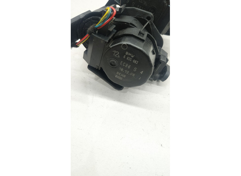 Моторчик заслонки печки к BMW 7 E65/E66, 2007г.