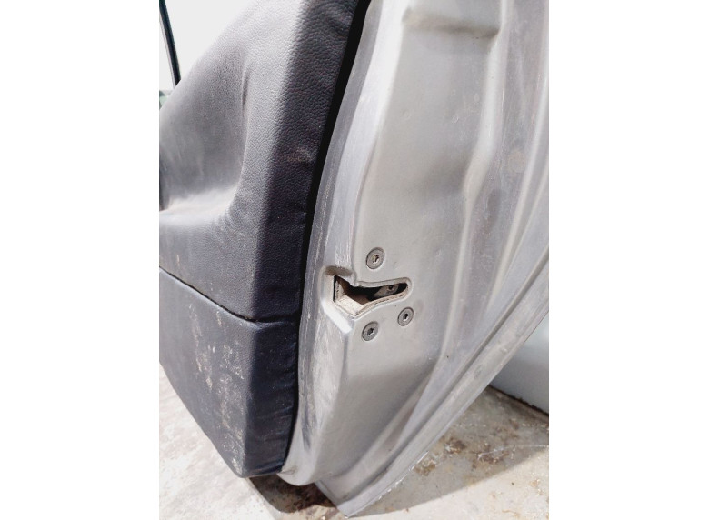 Замок двери передней правой к Opel Tigra, 1996г.