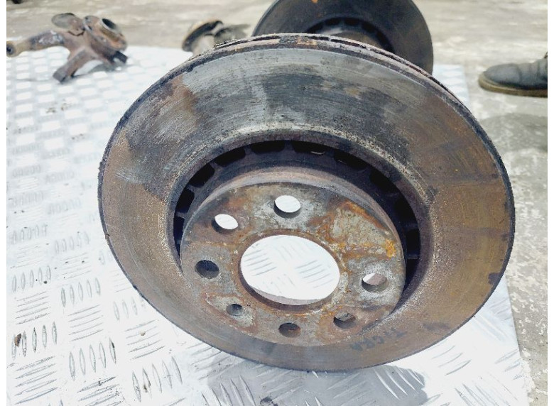 Диск тормозной передний к Opel Tigra, 1996г.