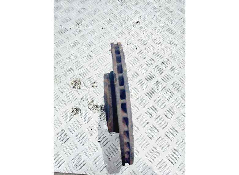 Диск тормозной передний к Opel Tigra, 1996г.