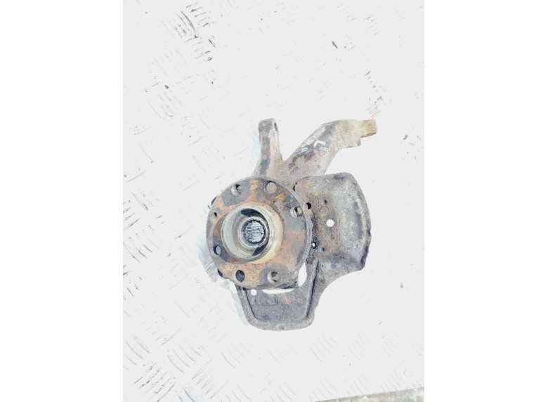 Ступица передняя левая к Opel Tigra, 1996г.