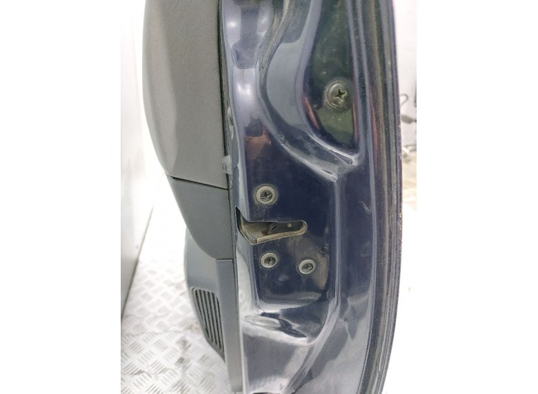 Замок двери передней правой к Toyota Previa