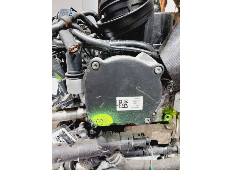 Насос вакуумный к Volkswagen Polo, 2010г.