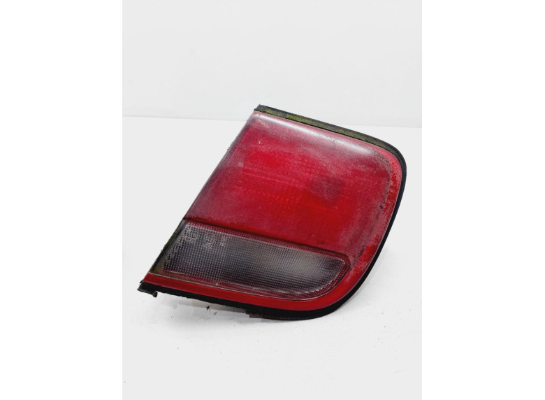 Фонарь крышки багажника правый к Mazda Xedos 9