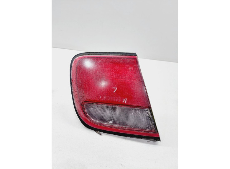 Фонарь крышки багажника левый к Mazda Xedos 9