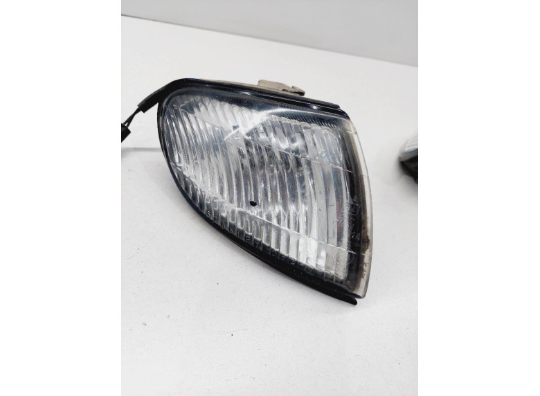 Поворотник правый к Mazda Xedos 9, 1994г.