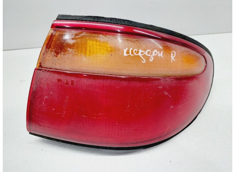 Фонарь задний правый к Mazda Xedos 9